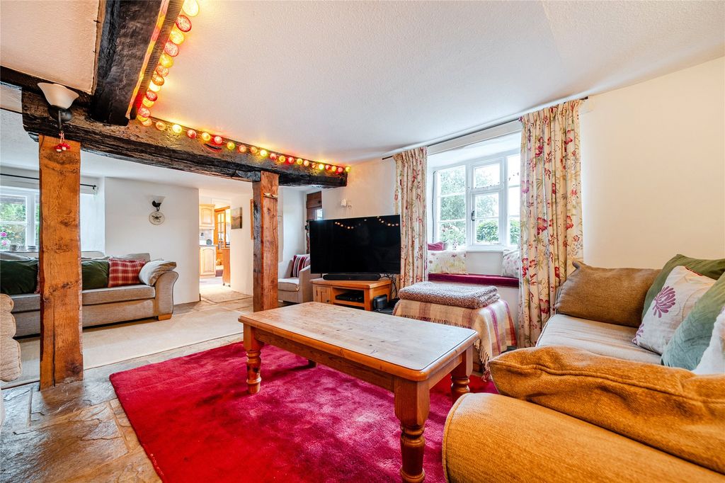 Property photo 2 of 21 Picture No. 17