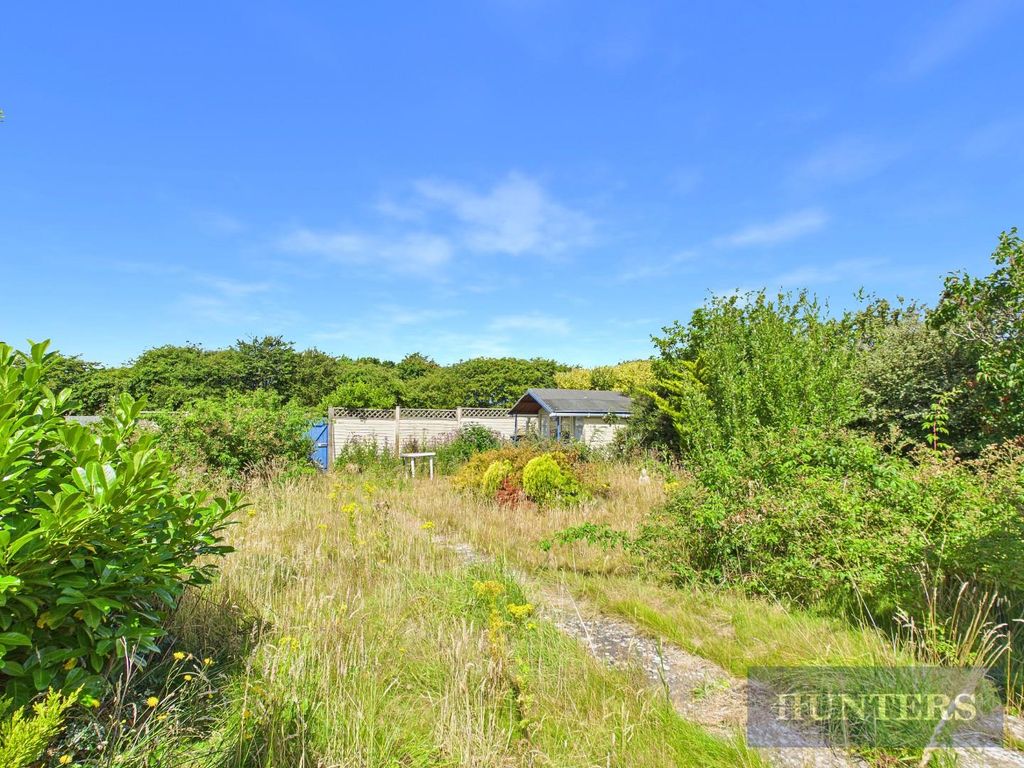 Property photo 2 of 16 Cam03444G0-Pr0088-Still011.Jpg