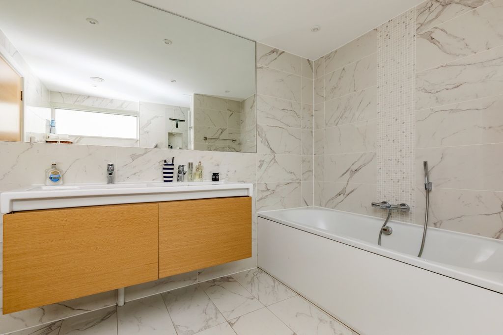 Additional image 18 of 3 bed end terrace house for saleChandlers Wharf, Lewes, East Sussex BN7