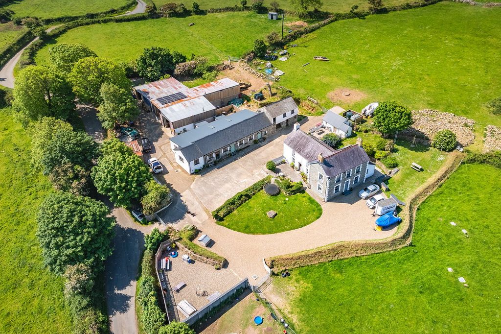 Additional image 4 of 4 bed farmhouse for saleLlanychaer SA65