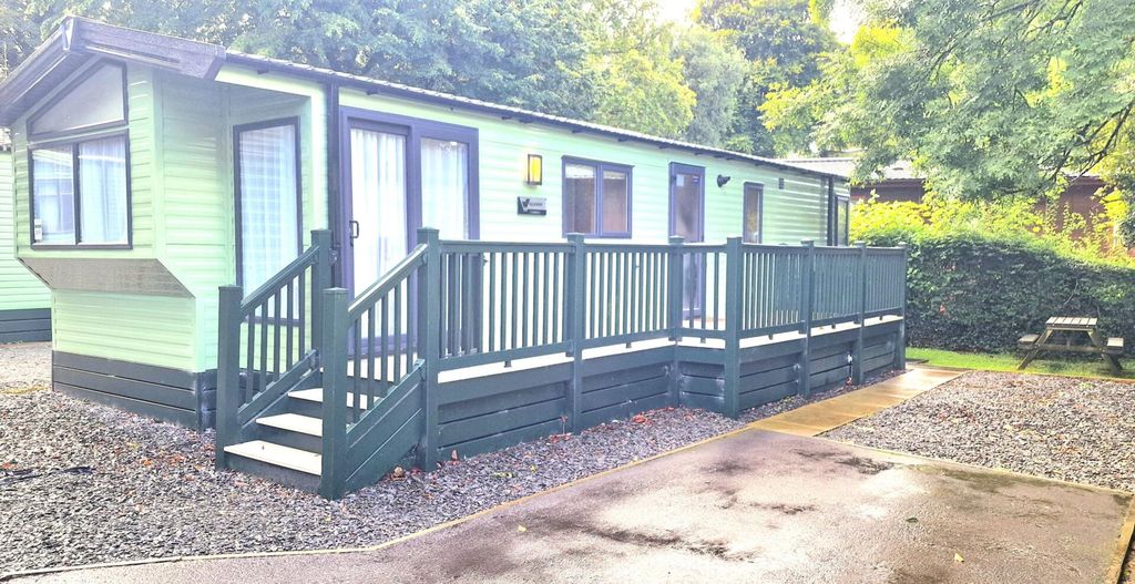 Property photo 1 of 8 Main Photo