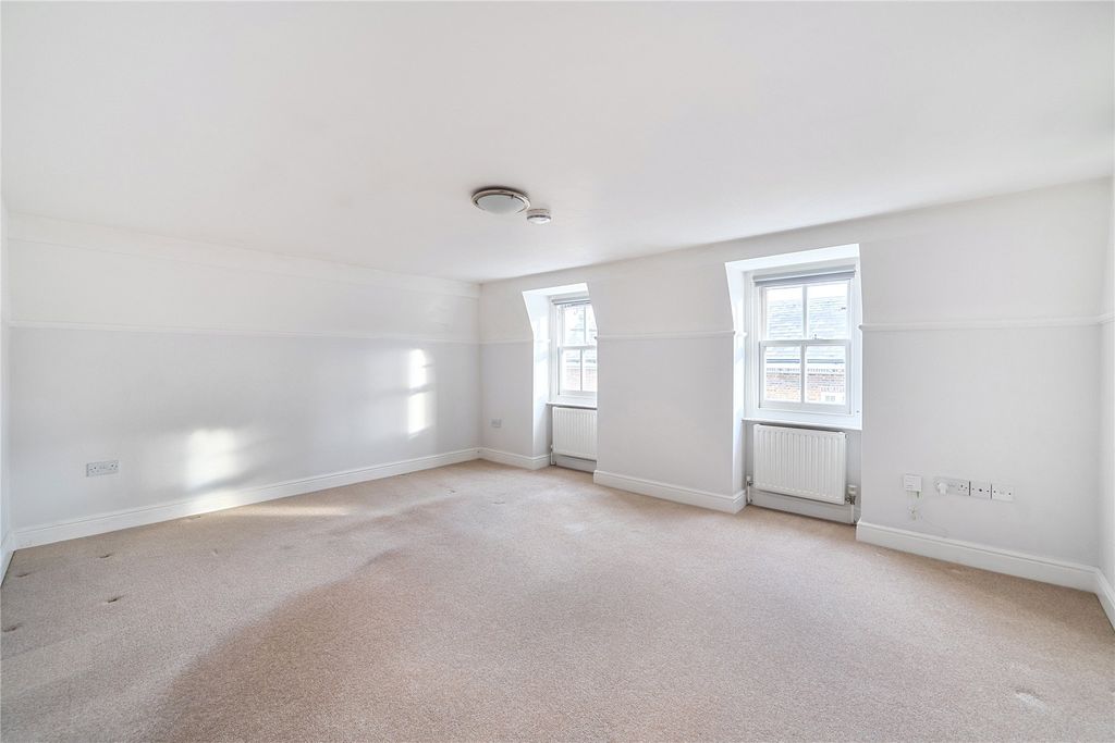 Property photo 2 of 13 Picture No. 20