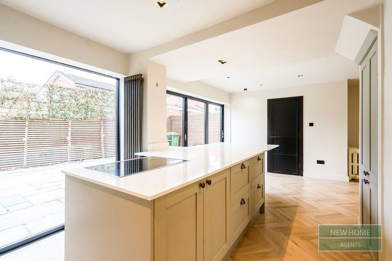 Property photo 2 of 28 Photo 9