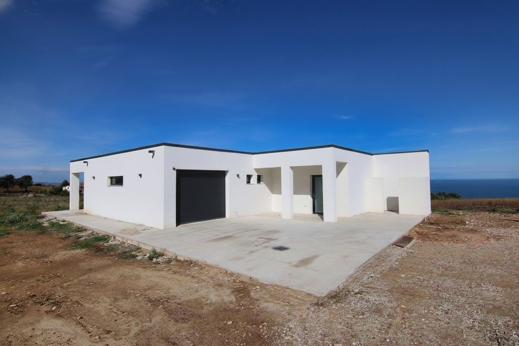 Property photo 1 of 100 Petacciato, Molise, The White Monolith On The Adriatic Coast