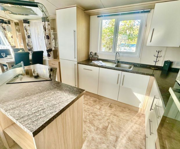 Property photo 3 of 5 Atlas Lilac Lodge Kitchen Area At Hoburne Bashley