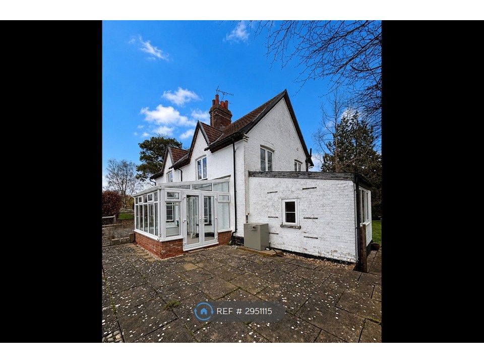 Property photo 2 of 12 Back Of The House And Conservatory