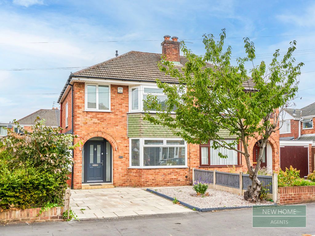 Property photo 1 of 19 Photo 8