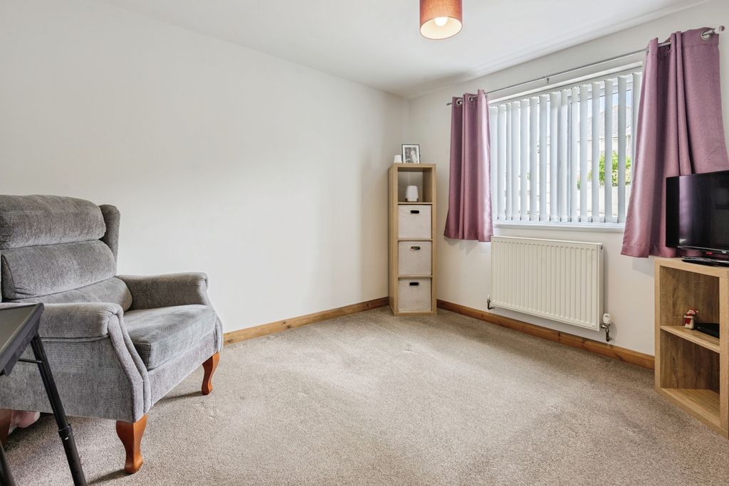 Property photo 2 of 21 Pbox-Img.Jpg