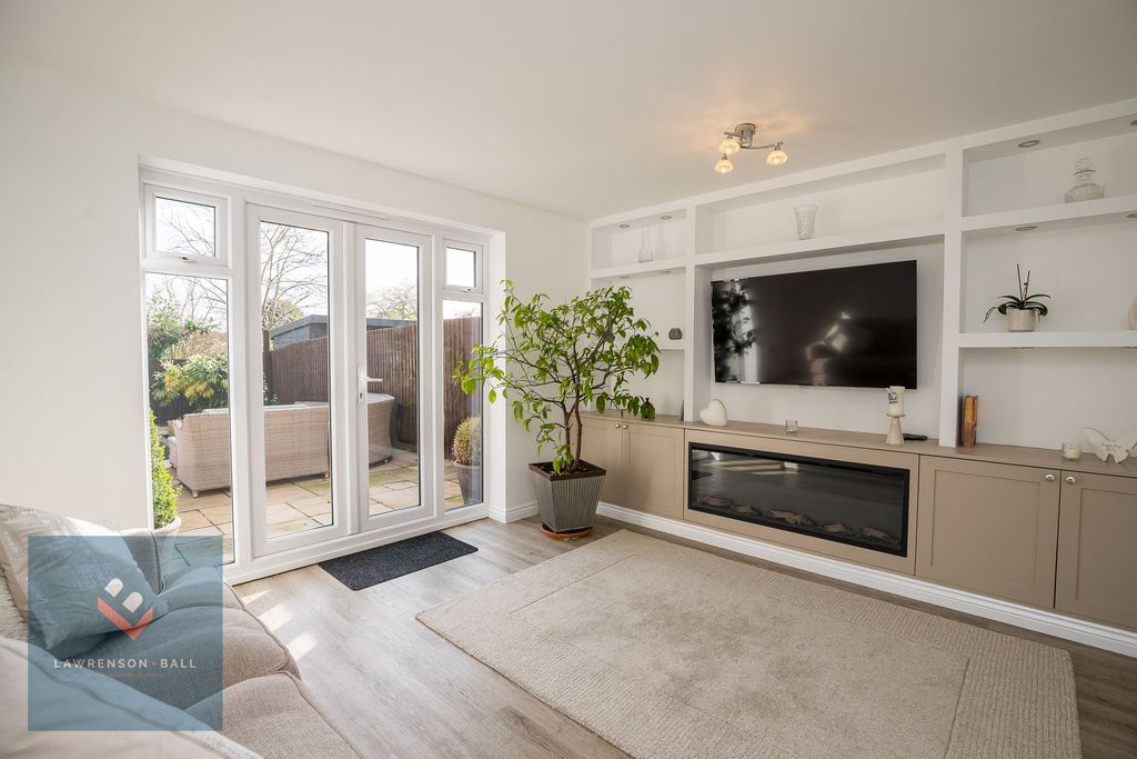 Property photo 2 of 17 Living Room