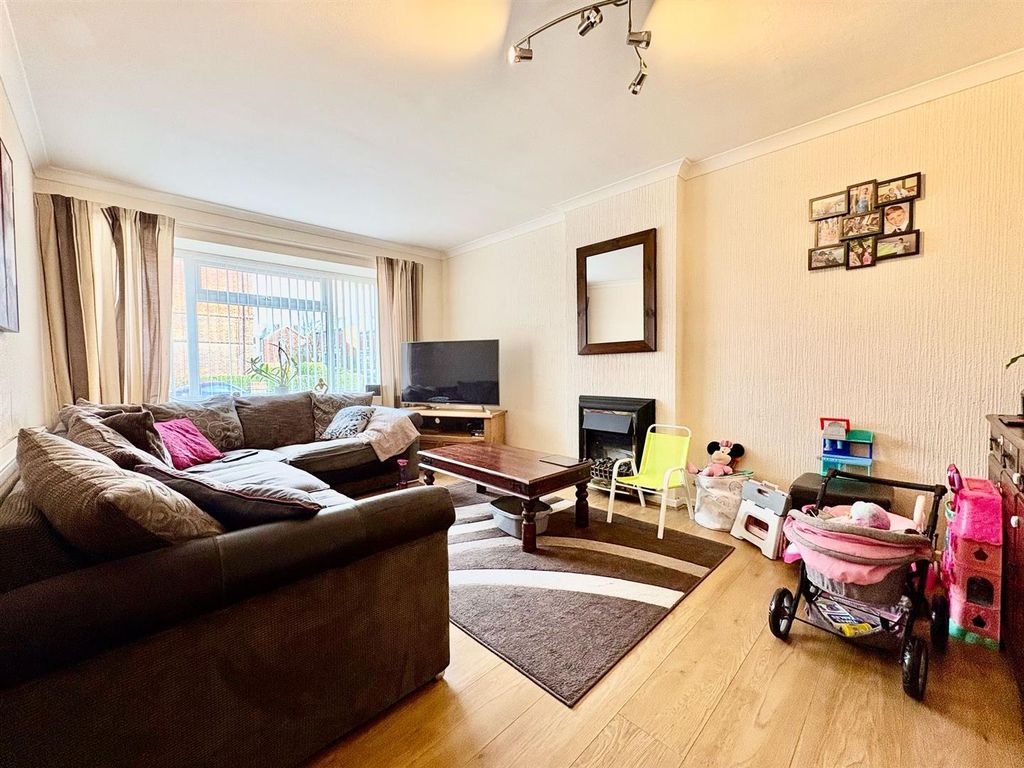 Property photo 1 of 9 689d0083-Ffb7-4B16-99Db-Bd201c357416.Jpeg