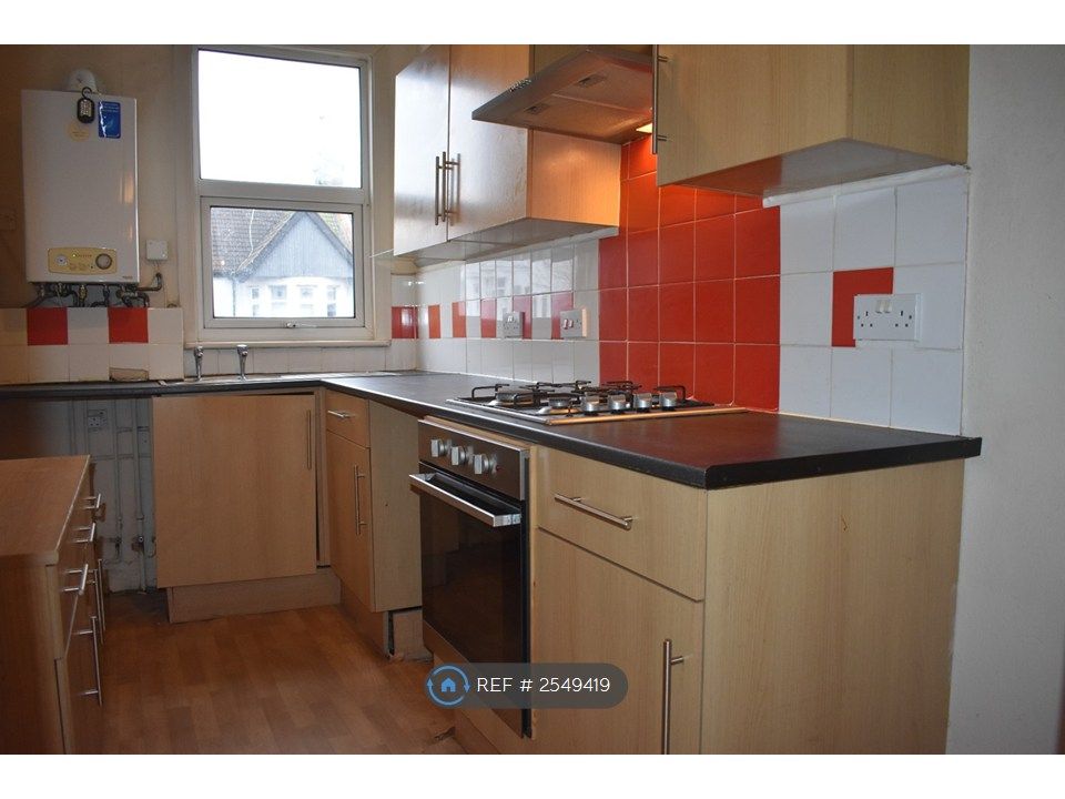 Property photo 2 of 16
