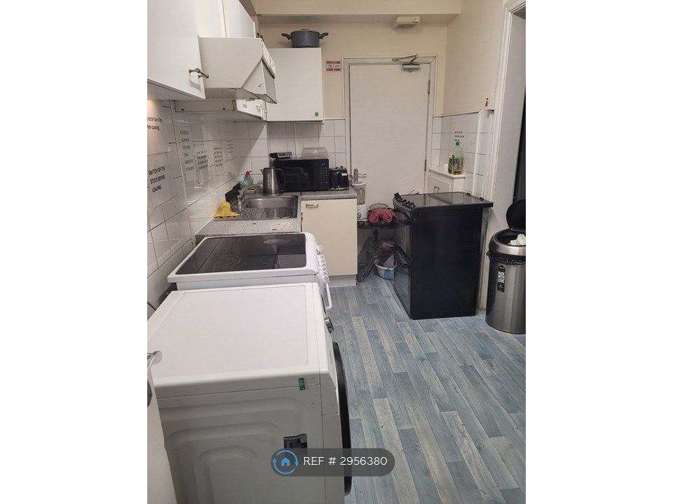 Property photo 2 of 3
