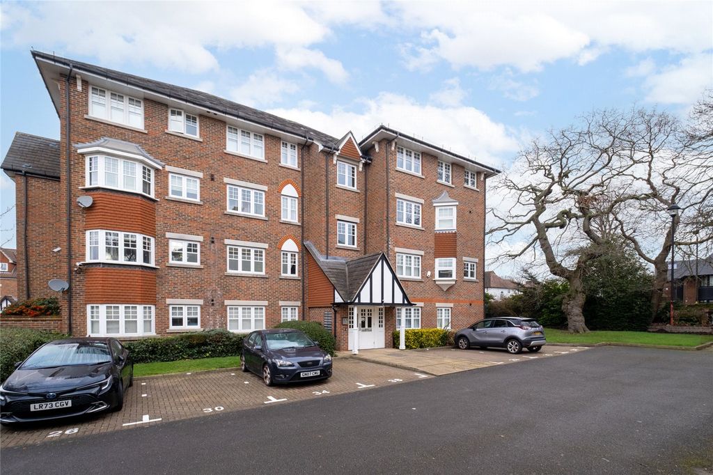 Property photo 2 of 6 Picture No. 15