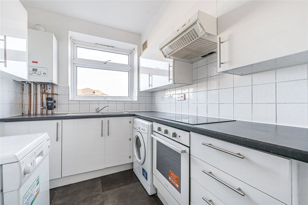 Property photo 3 of 11 Picture No. 05