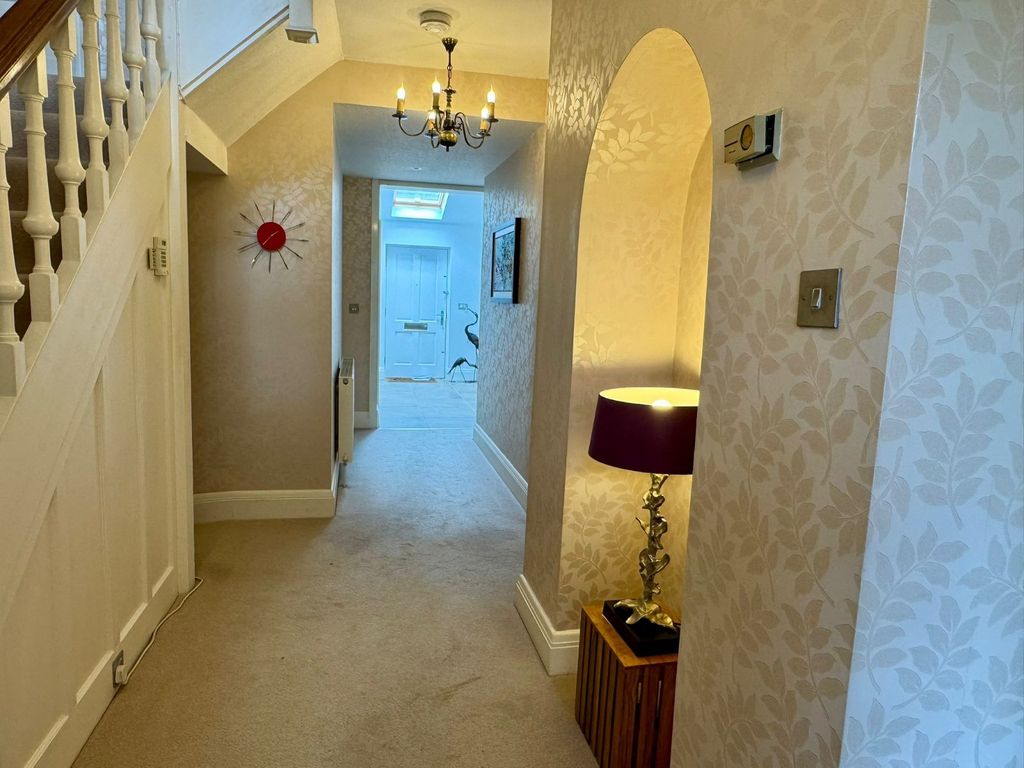 Property photo 3 of 17 Picture No. 12