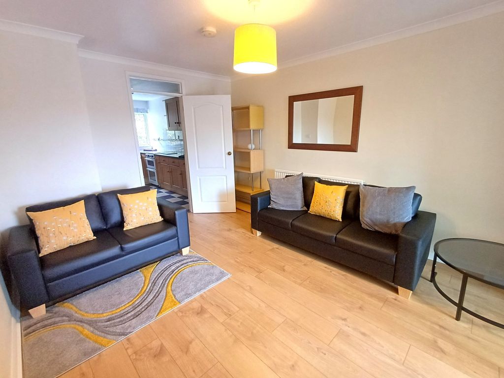 Property photo 2 of 19 Picture No. 22