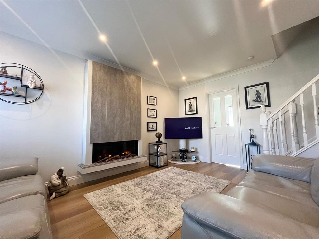 Property photo 1 of 18 6 Tyne 8.Jpg