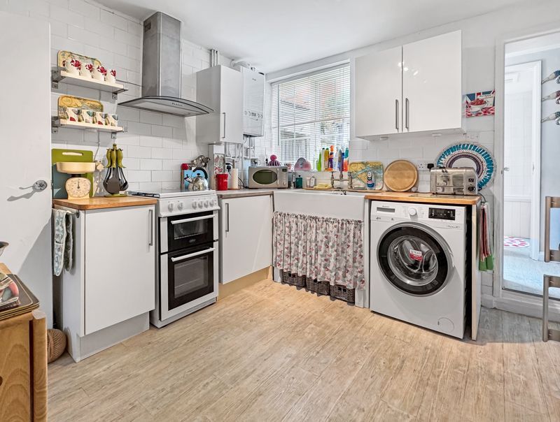 Property photo 3 of 14 Photo 9