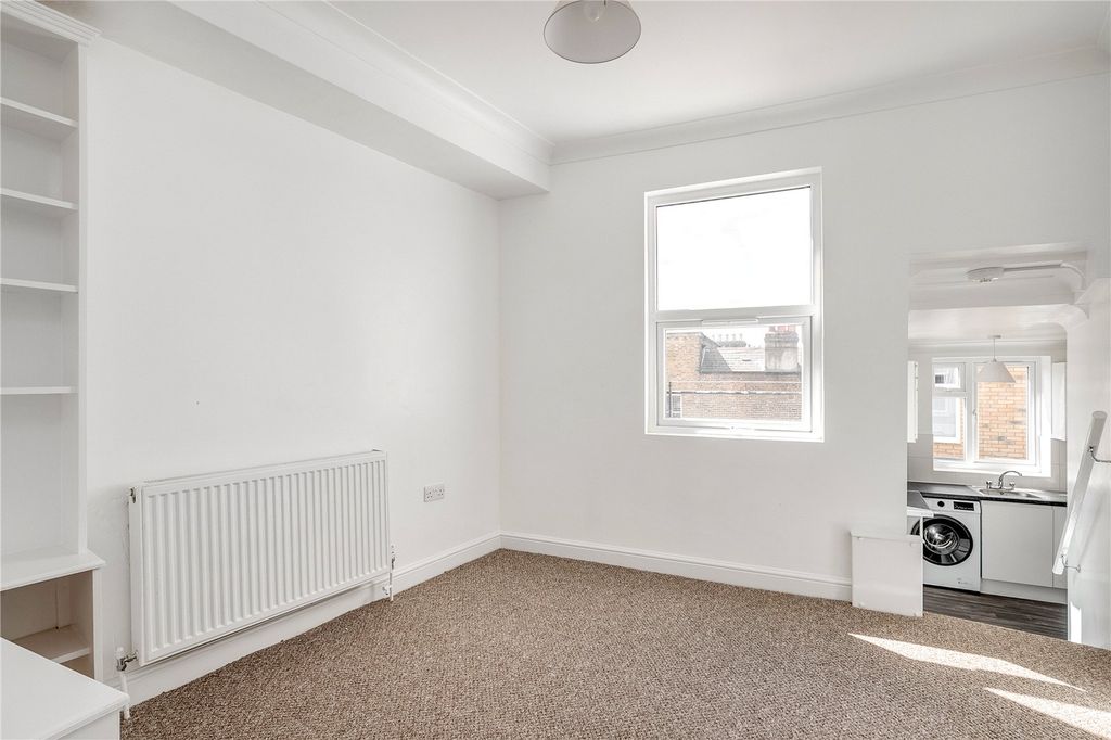 Property photo 1 of 13 Picture No. 18