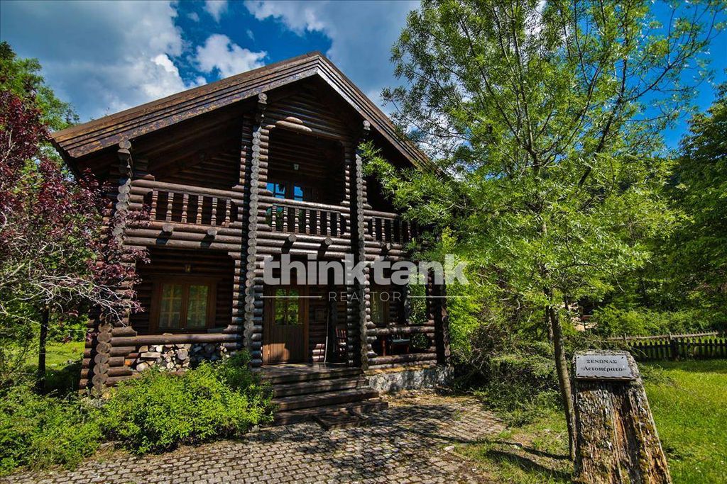 Property photo 1 of 37