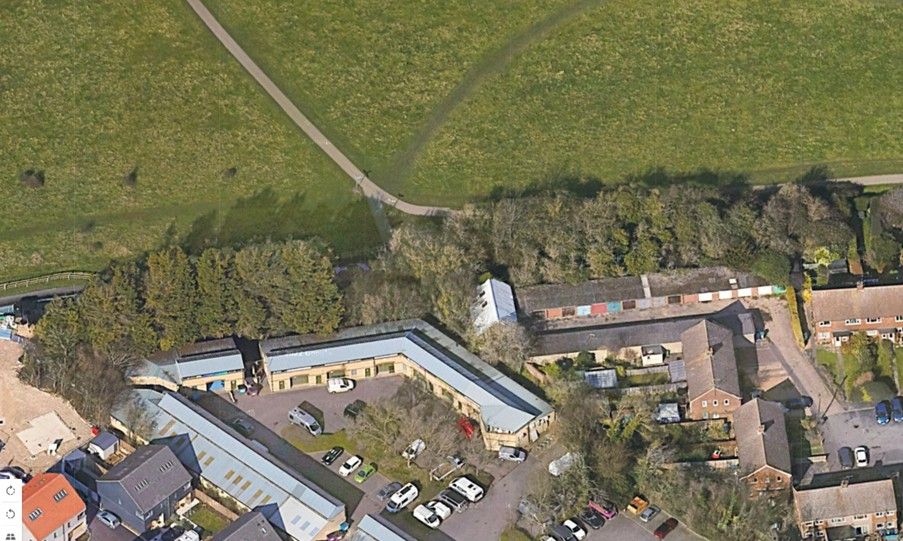 Property photo 2 of 18 Droneoverhead