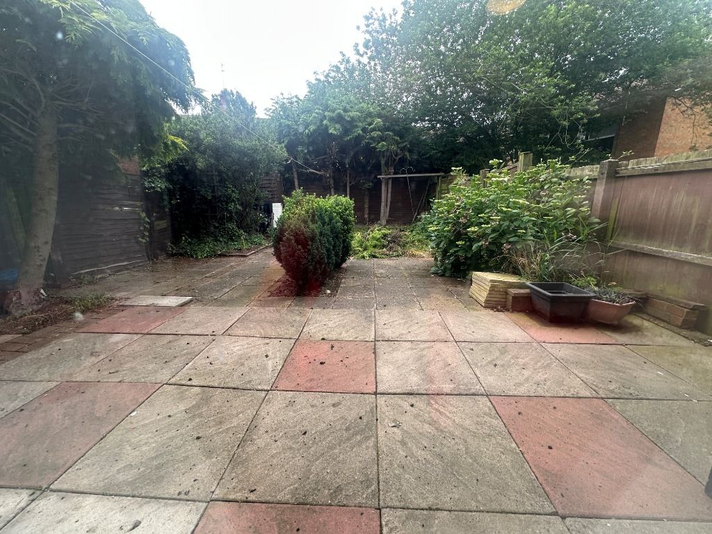 Property photo 3 of 7