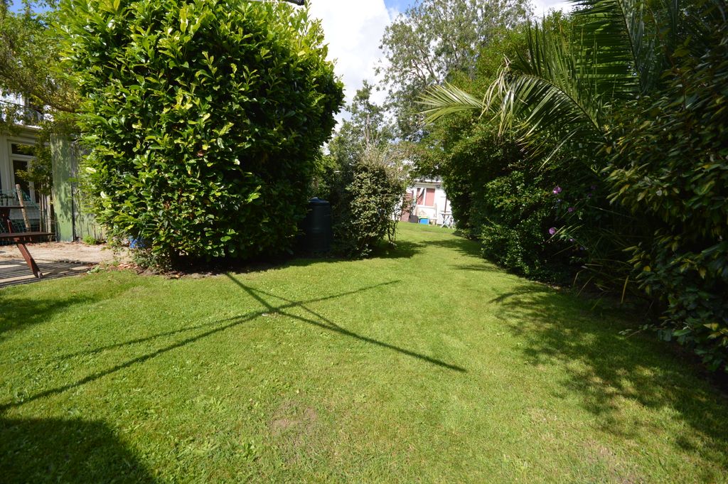 Property photo 3 of 20