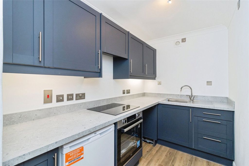 Property photo 3 of 30 Picture No. 25