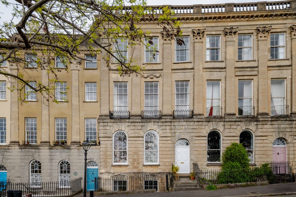 7 bed terraced house for saleWindsor Terrace, Clifton, Bristol BS8