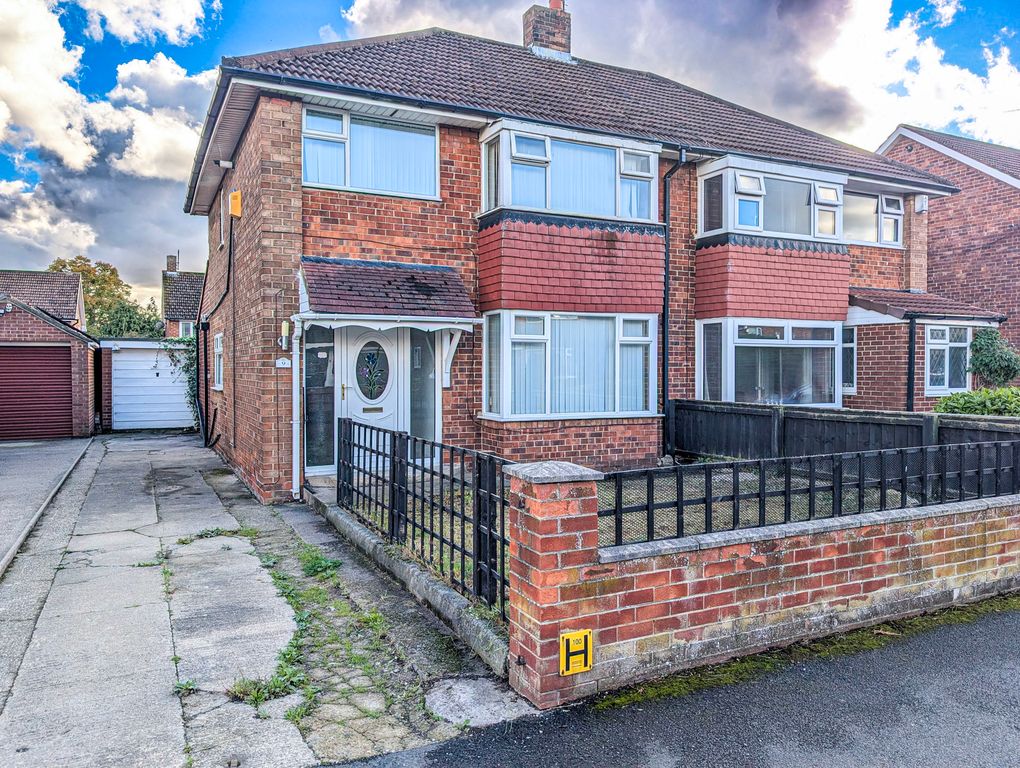 Property photo 1 of 14