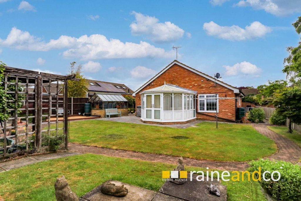 Property photo 1 of 30
