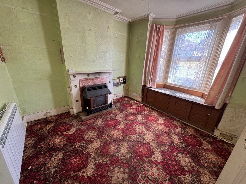 Property photo 3 of 12 Living Room