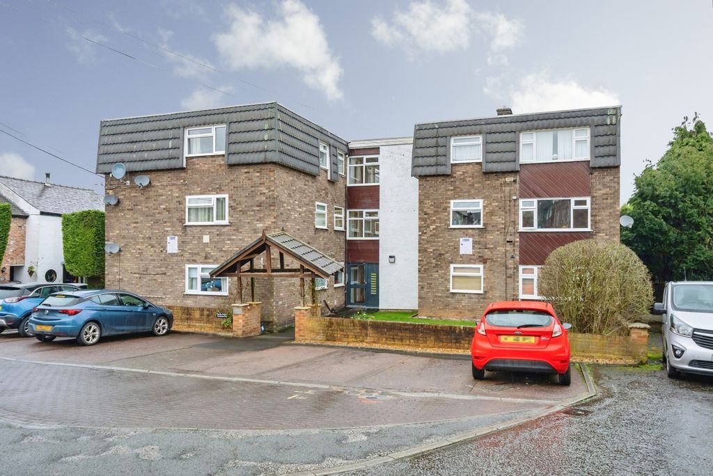 Property photo 1 of 14 Front