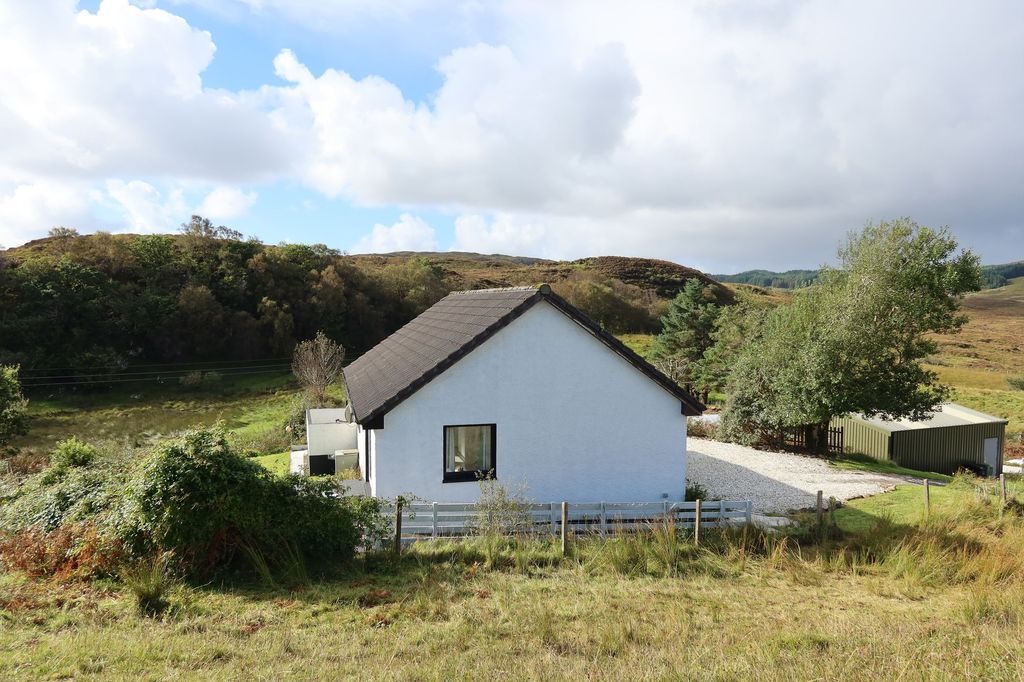 Property photo 2 of 63
