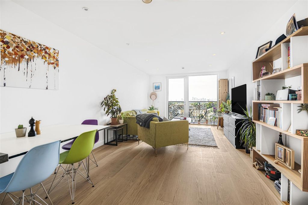 Property photo 1 of 16 1