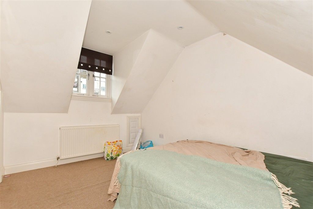 Property photo 1 of 12 Bedroom 1