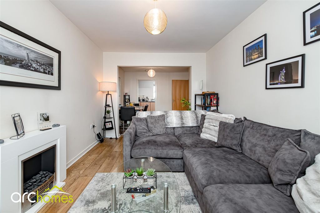 Property photo 2 of 17 Gadbury-2.Jpg