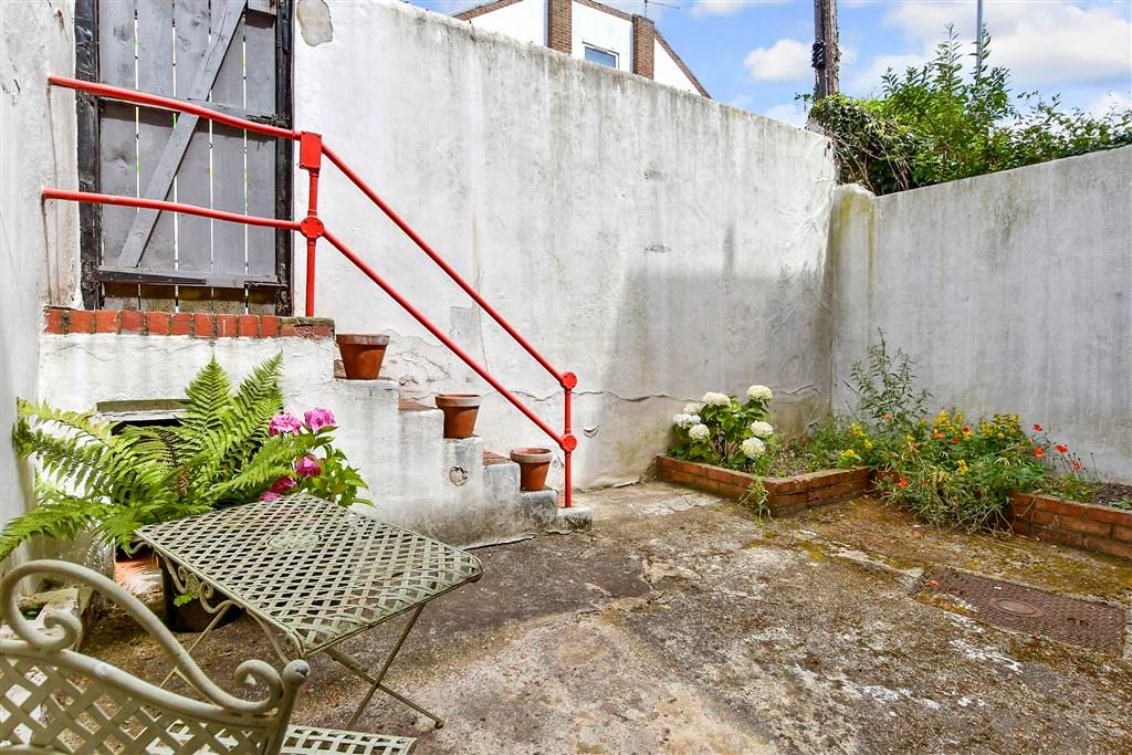 Property photo 1 of 2 Rear Garden