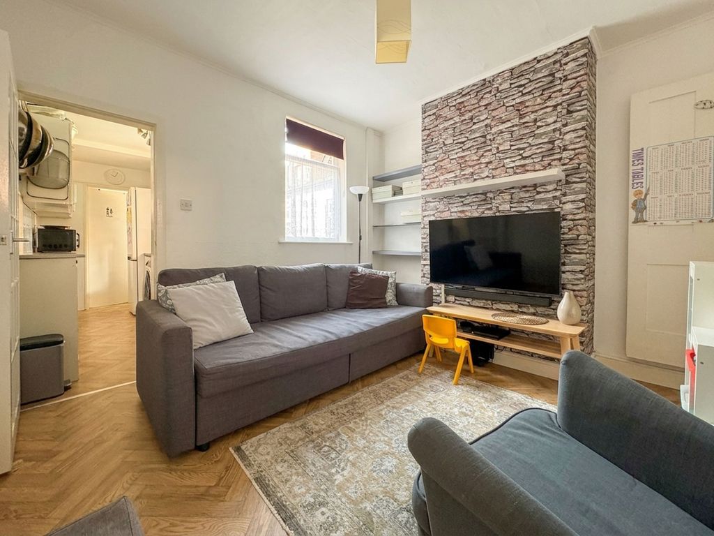 Property photo 2 of 15