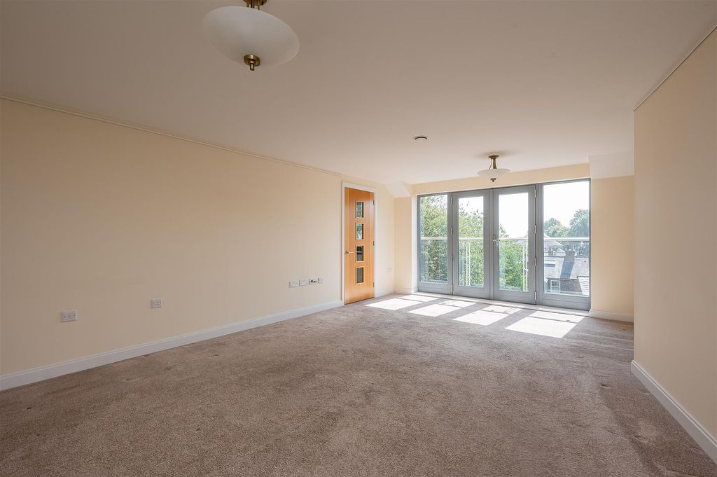Property photo 2 of 17 Living Room