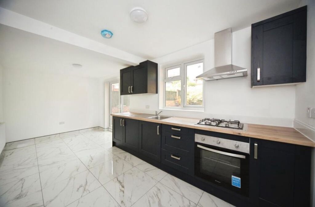 Property photo 3 of 13 Whatsapp Image 2025-11-04 At 11.38.13 Am (5).Jpeg