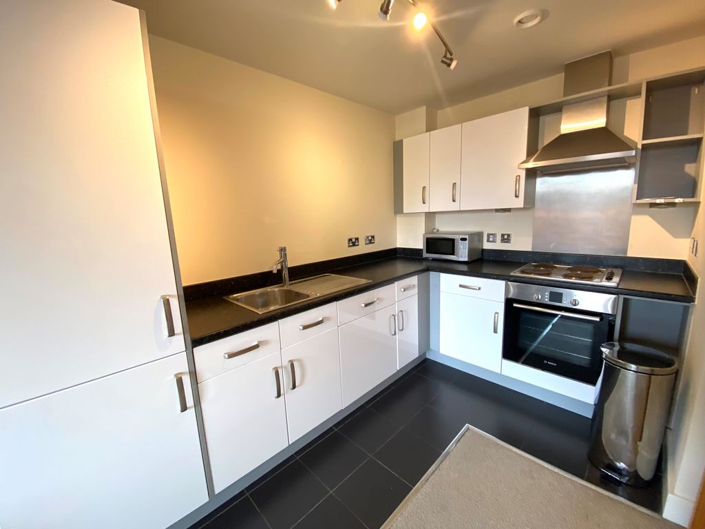 Property photo 2 of 4 Kitchen