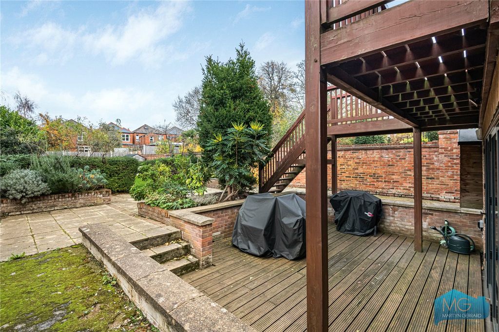 Property photo 3 of 17 Picture No. 22