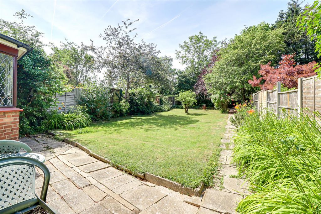 Property photo 2 of 15