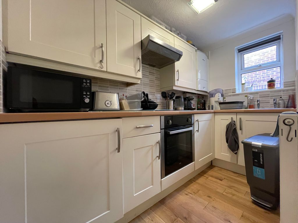 Property photo 2 of 7 Image