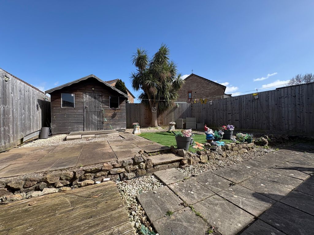 Property photo 3 of 9