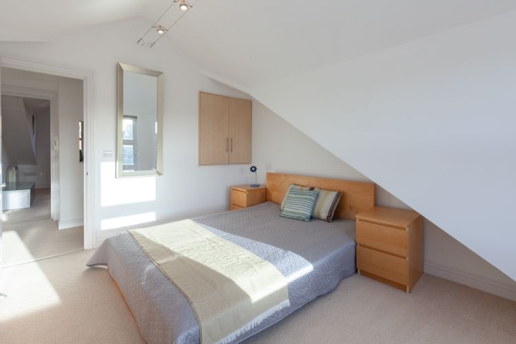 Property photo 3 of 8 214477
