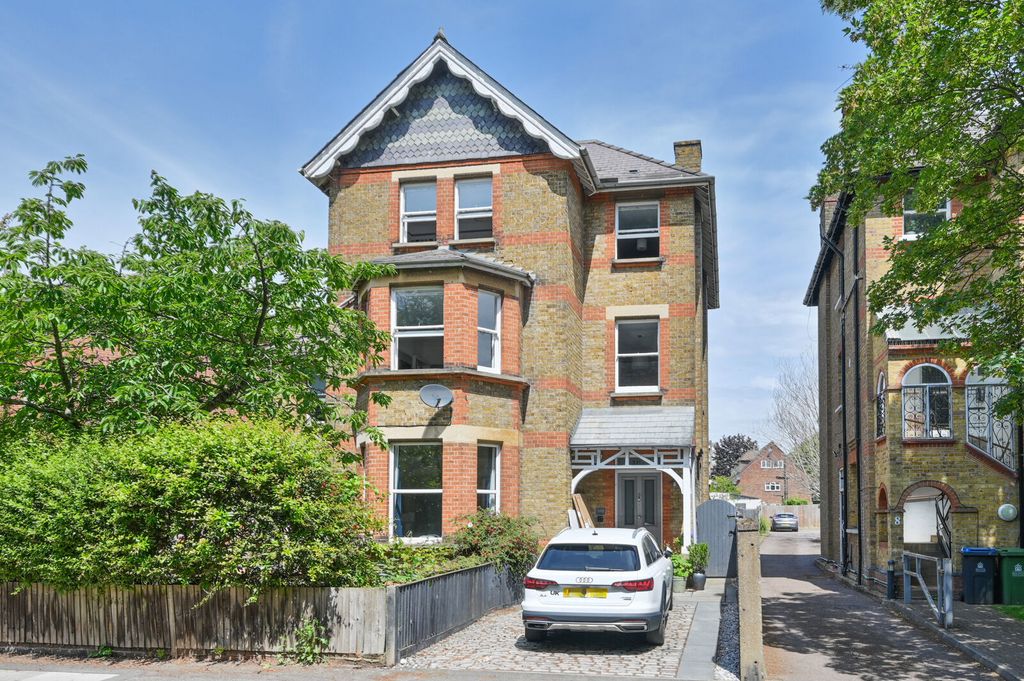 Property photo 1 of 22