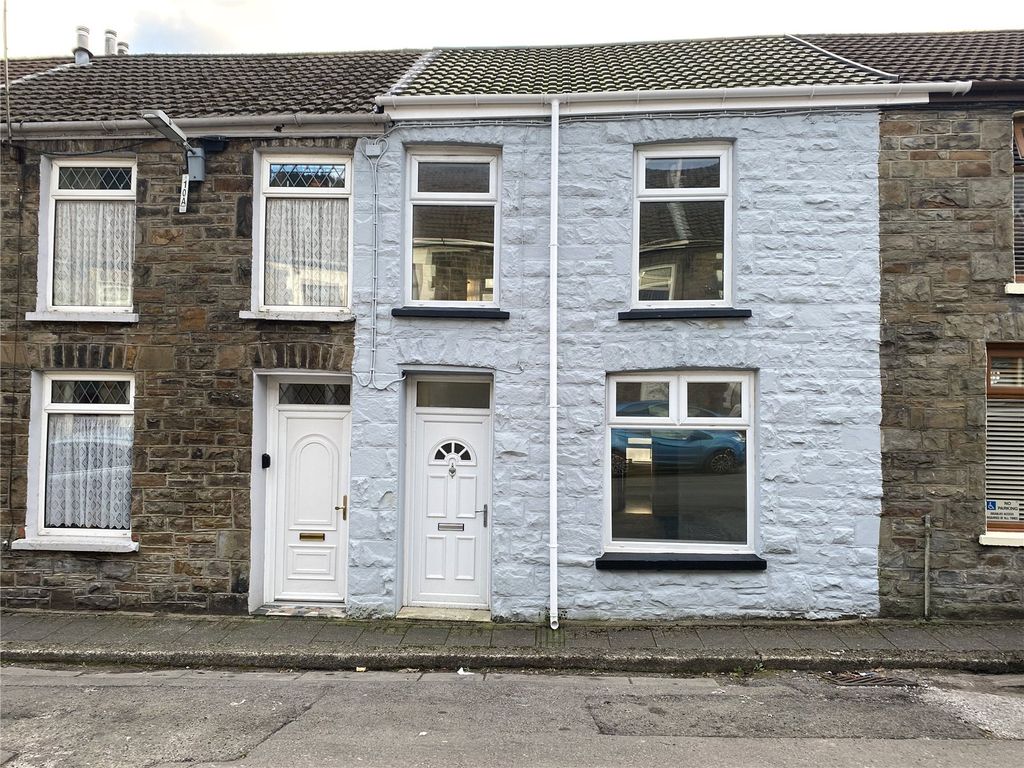 Property photo 1 of 13 Picture No. 01