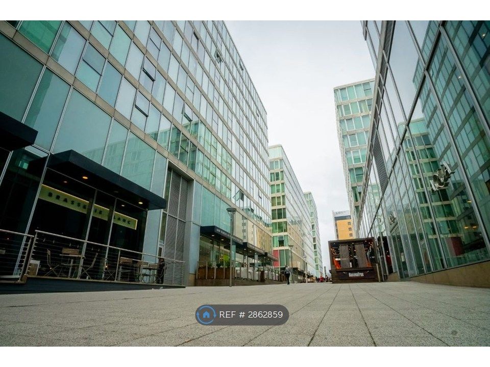 Property photo 1 of 20 The Hub - Chelsea House